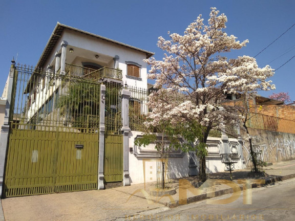 Casa com 4 Quartos à Venda, 463 m² em Trevo - Belo Horizonte