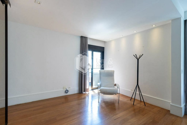 Imagem Apartamento com 2 Quartos à Venda, 171 m² em Moema - São Paulo