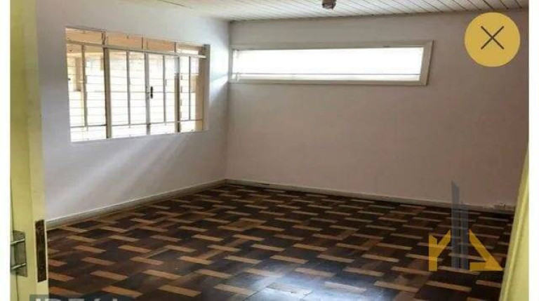 Imagem Casa à Venda, em Centro - Curitiba Imagem Casa à Venda, em Centro - Curitiba