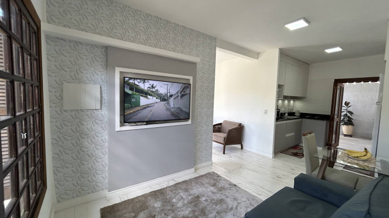 Imagem Casa com 2 Quartos à Venda, 57 m² em Igara - Canoas Imagem Casa com 2 Quartos à Venda, 57 m² em Igara - Canoas