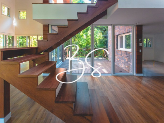 Imagem Casa com 4 Quartos à Venda, 1.101 m² em Centro - Gramado Imagem Casa com 4 Quartos à Venda, 1.101 m² em Centro - Gramado