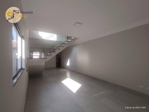 Imagem Sobrado com 3 Quartos à Venda, 165 m² em Jardim Indaiá - Bertioga Imagem Sobrado com 3 Quartos à Venda, 165 m² em Jardim Indaiá - Bertioga