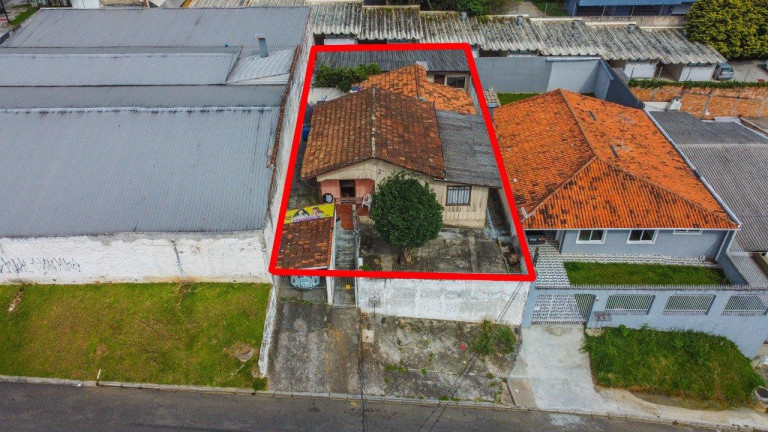Imagem Terreno à Venda, 364 m² em Orleans - Curitiba Imagem Terreno à Venda, 364 m² em Orleans - Curitiba