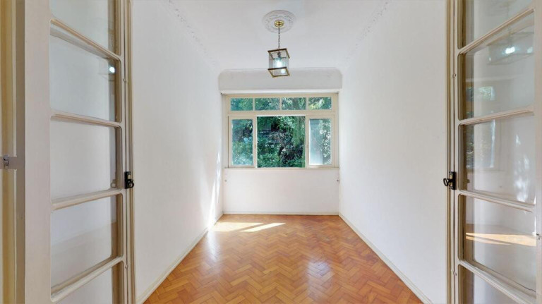 Imagem Imóvel com 3 Quartos à Venda, em Tijuca - Rio De Janeiro Imagem Imóvel com 3 Quartos à Venda, em Tijuca - Rio De Janeiro