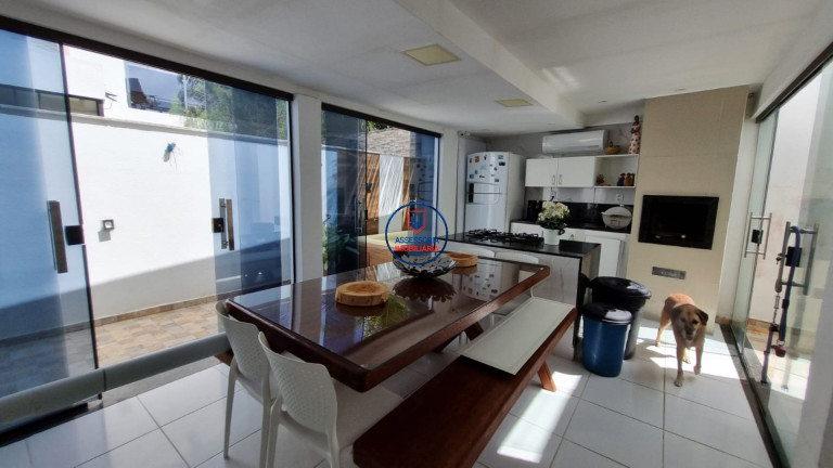 Imagem Casa com 4 Quartos para Alugar ou Temporada, 187 m² em Parque Das Nações - Parnamirim Imagem Casa com 4 Quartos para Alugar ou Temporada, 187 m² em Parque Das Nações - Parnamirim