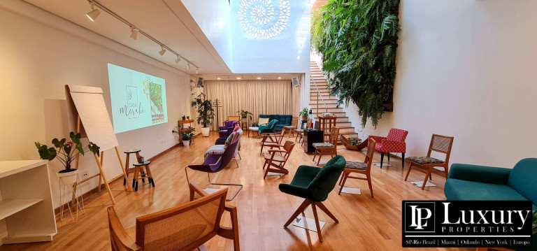 Imagem Casa com 4 Quartos à Venda,  em Vila Ipojuca - São Paulo