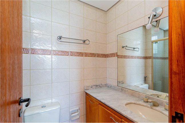Imagem Apartamento com 2 Quartos à Venda, 86 m² em Menino Deus - Porto Alegre Imagem Apartamento com 2 Quartos à Venda, 86 m² em Menino Deus - Porto Alegre