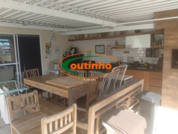 Imagem Cobertura com 3 Quartos à Venda, 194 m² em Tijuca - Rio De Janeiro Imagem Cobertura com 3 Quartos à Venda, 194 m² em Tijuca - Rio De Janeiro