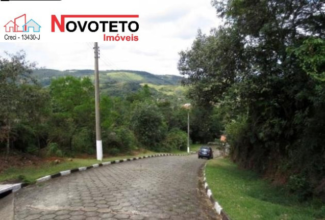 Imagem Imóvel com 3 Quartos à Venda, 250 m² em Sarapuí - Sarapuí Imagem Imóvel com 3 Quartos à Venda, 250 m² em Sarapuí - Sarapuí