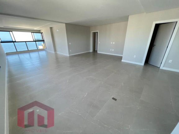 Imagem Imóvel com 4 Quartos à Venda, 221 m²