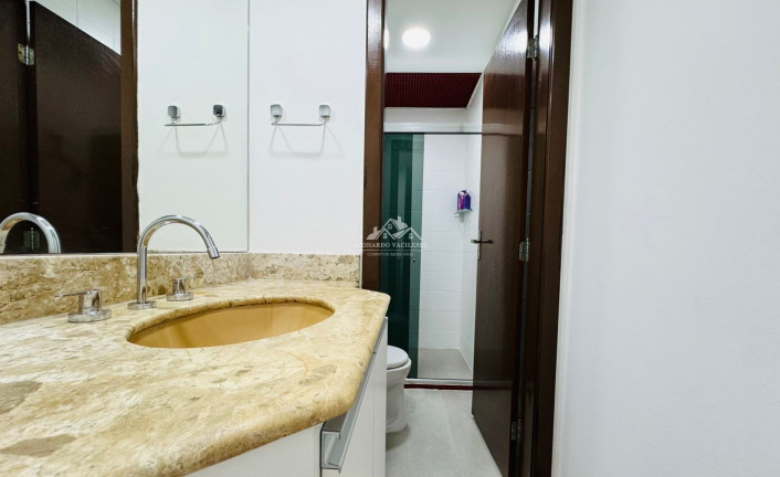Imagem Cobertura com 4 Quartos à Venda, 238 m² em Praia Do Canto - Vitória