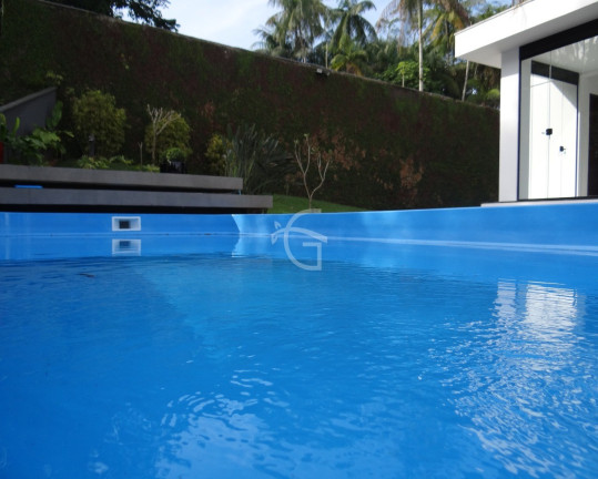 Imagem Casa com 4 Quartos à Venda, 500 m² em Glória - Joinville