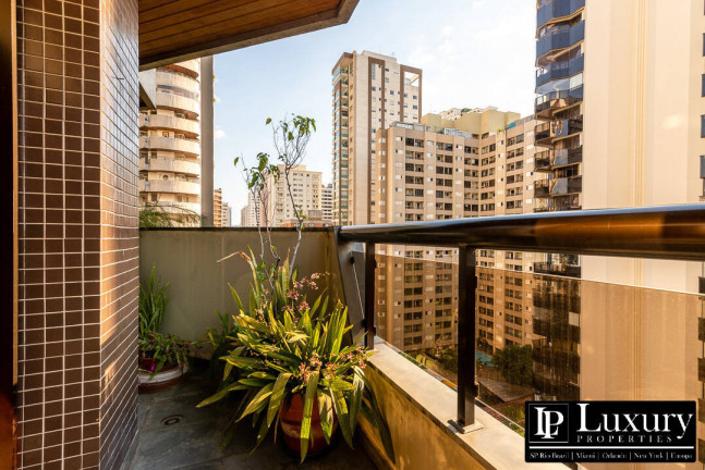 Imagem Apartamento com 3 Quartos à Venda, 147 m² em Moema - São Paulo
