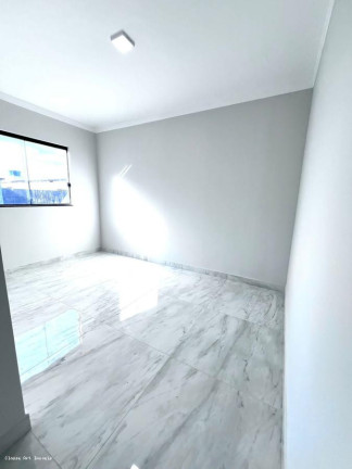 Casa com 2 Quartos à Venda, 98 m² em Rio Vermelho - Florianópolis