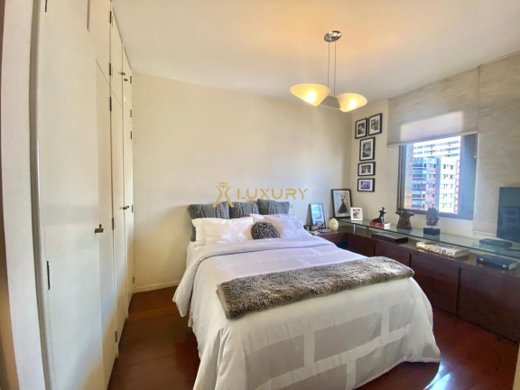 Imagem Imóvel com 5 Quartos à Venda, 500 m² em Funcionários - Belo Horizonte Imagem Imóvel com 5 Quartos à Venda, 500 m² em Funcionários - Belo Horizonte