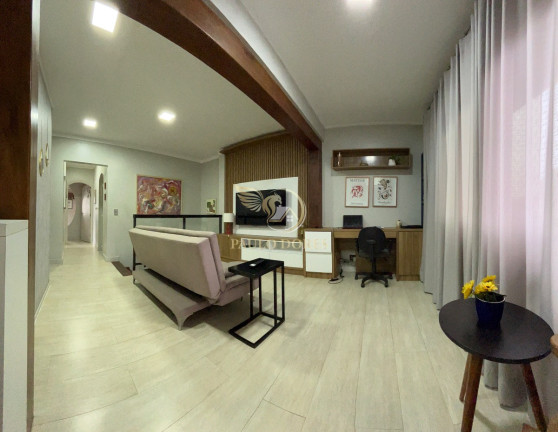 Imagem Casa com 4 Quartos à Venda, 202 m² em Centro - Ubatuba Imagem Casa com 4 Quartos à Venda, 202 m² em Centro - Ubatuba
