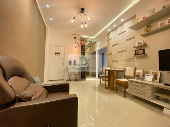 Imagem Imóvel com 2 Quartos à Venda, 70 m² em Icaraí - Niterói Imagem Imóvel com 2 Quartos à Venda, 70 m² em Icaraí - Niterói