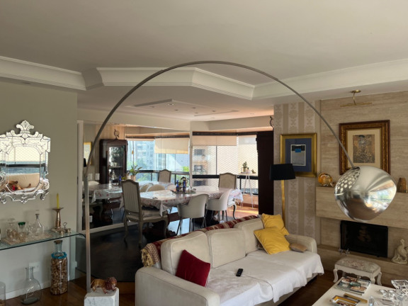 Foto do imóvel Apartamento com 3 Quartos à Venda, 220 m² em Vila Suzana - São Paulo