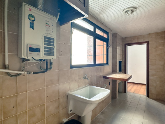 Imagem Apartamento com 4 Quartos à Venda, 258 m² em Centro - Florianópolis Imagem Apartamento com 4 Quartos à Venda, 258 m² em Centro - Florianópolis