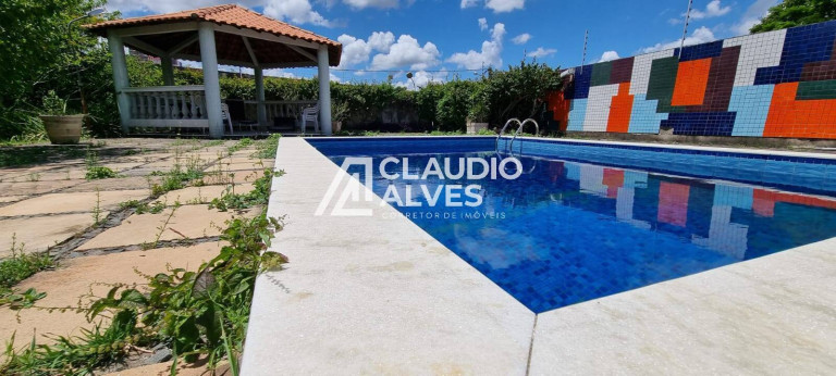 Imagem Casa com 4 Quartos à Venda, 200 m² em Muchila - Feira De Santana Imagem Casa com 4 Quartos à Venda, 200 m² em Muchila - Feira De Santana