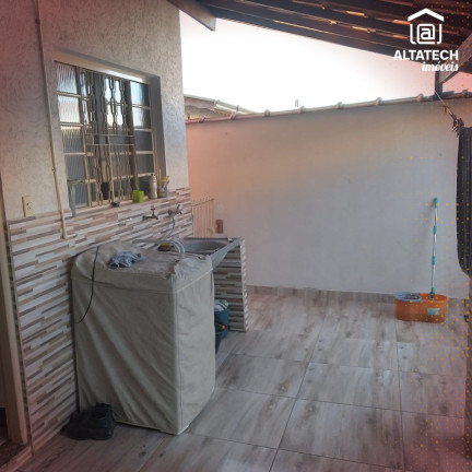 Imagem Casa com 2 Quartos à Venda, 160 m² em Jardim Itamaraty Iii - Poços De Caldas Imagem Casa com 2 Quartos à Venda, 160 m² em Jardim Itamaraty Iii - Poços De Caldas