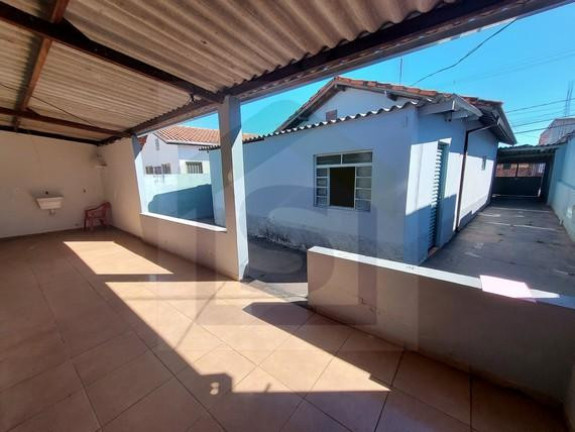 Casa com 2 Quartos à Venda, 100 m² em Jardim Ciranda - Botucatu