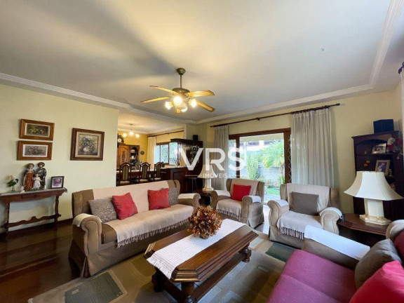 Imagem Casa com 3 Quartos à Venda, 141 m² em Várzea - Teresópolis Imagem Casa com 3 Quartos à Venda, 141 m² em Várzea - Teresópolis