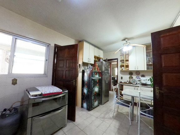 Imagem Apartamento com 2 Quartos à Venda, 237 m² em Centro - Guarapuava Imagem Apartamento com 2 Quartos à Venda, 237 m² em Centro - Guarapuava