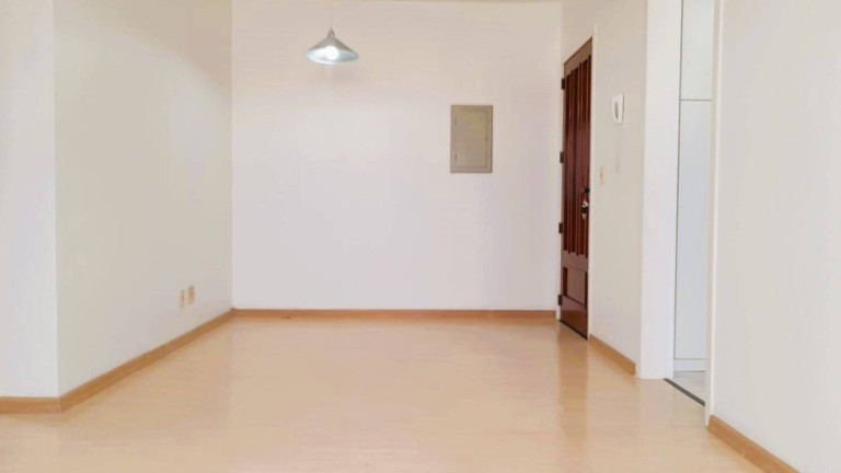 Imagem Apartamento com 2 Quartos à Venda, 54 m² em Santana - Porto Alegre Imagem Apartamento com 2 Quartos à Venda, 54 m² em Santana - Porto Alegre