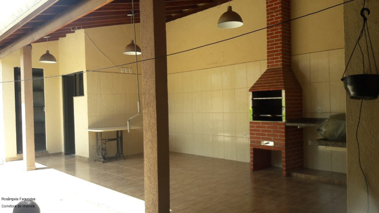 Imagem Casa com 3 Quartos à Venda, 200 m² em Jardim Kennedy - Poços De Caldas Imagem Casa com 3 Quartos à Venda, 200 m² em Jardim Kennedy - Poços De Caldas