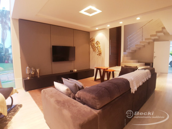 Imagem Casa de Condomínio com 4 Quartos à Venda, 594 m² em América - Joinville Imagem Casa de Condomínio com 4 Quartos à Venda, 594 m² em América - Joinville