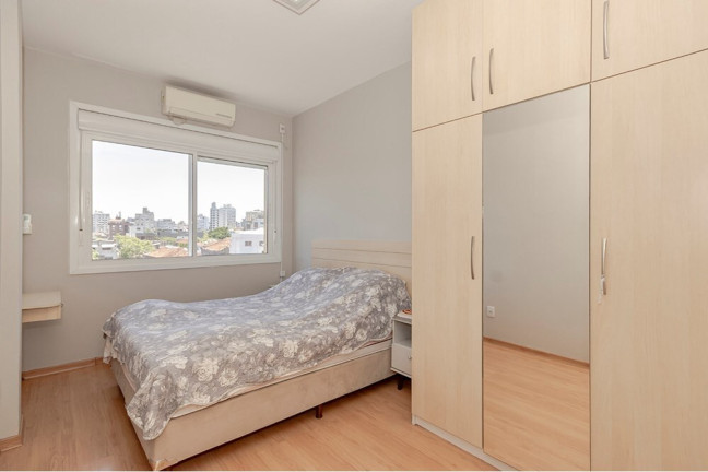 Imagem Imóvel com 3 Quartos à Venda, 89 m² em Rio Branco - Porto Alegre Imagem Imóvel com 3 Quartos à Venda, 89 m² em Rio Branco - Porto Alegre