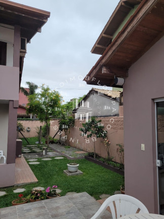 Imagem Sobrado com 4 Quartos à Venda, 225 m² em Rio Tavares - Florianópolis Imagem Sobrado com 4 Quartos à Venda, 225 m² em Rio Tavares - Florianópolis