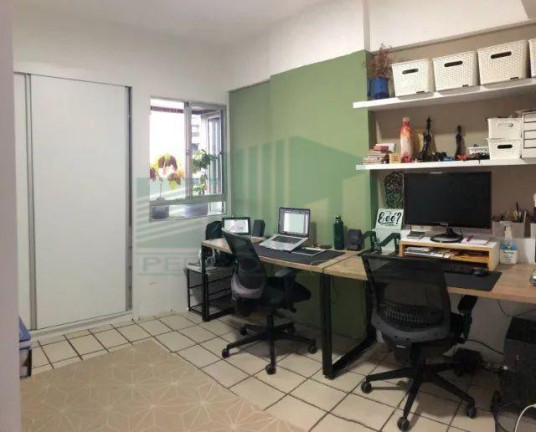 Imagem Apartamento com 3 Quartos à Venda, 97 m² em Aflitos - Recife
