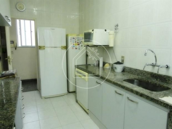 Imagem Casa com 5 Quartos à Venda, 270 m² em Urca - Rio De Janeiro Imagem Casa com 5 Quartos à Venda, 270 m² em Urca - Rio De Janeiro