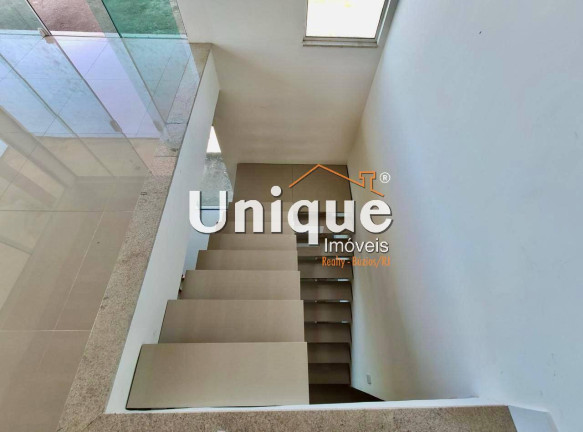 Imagem Casa com 4 Quartos à Venda, 260 m² em Bosque Do Peró - Cabo Frio Imagem Casa com 4 Quartos à Venda, 260 m² em Bosque Do Peró - Cabo Frio