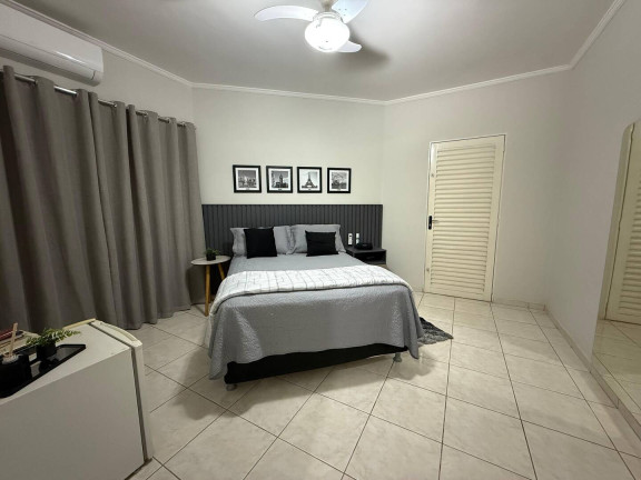 Imagem Sobrado com 5 Quartos à Venda, 600 m² em Jardim Califórnia - Cuiabá Imagem Sobrado com 5 Quartos à Venda, 600 m² em Jardim Califórnia - Cuiabá