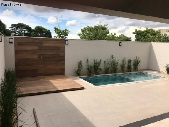 Imagem Casa com 3 Quartos à Venda, em Recreio Das Acácias - Ribeirão Preto Imagem Casa com 3 Quartos à Venda, em Recreio Das Acácias - Ribeirão Preto