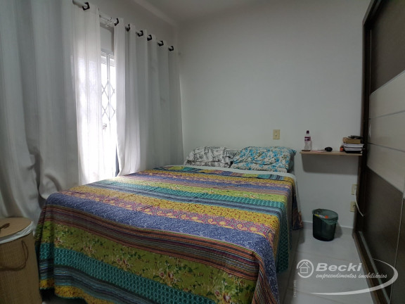 Imagem Casa com 2 Quartos à Venda, 60 m² em Petrópolis - Joinville Imagem Casa com 2 Quartos à Venda, 60 m² em Petrópolis - Joinville