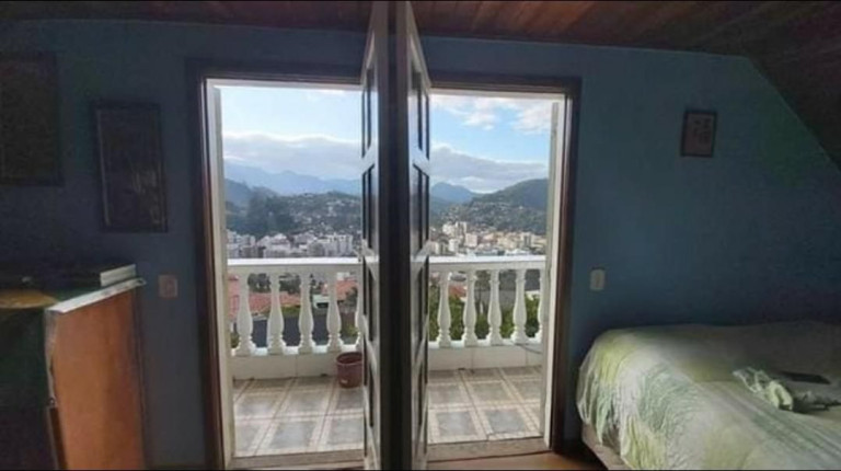 Imagem Casa com 4 Quartos à Venda, 242 m² em Fazendinha - Teresópolis Imagem Casa com 4 Quartos à Venda, 242 m² em Fazendinha - Teresópolis