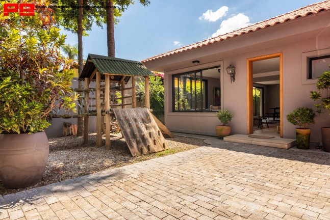 Imagem Casa com 3 Quartos à Venda, 500 m² em Butantã - São Paulo Imagem Casa com 3 Quartos à Venda, 500 m² em Butantã - São Paulo
