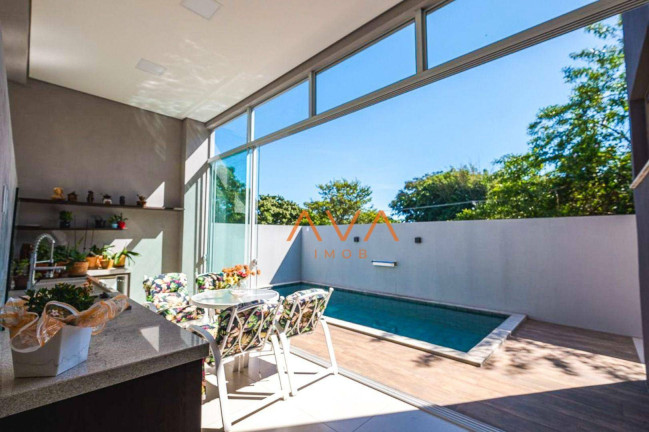 Imagem Casa com 4 Quartos à Venda, 287 m² em Vargem Grande - Florianópolis Imagem Casa com 4 Quartos à Venda, 287 m² em Vargem Grande - Florianópolis
