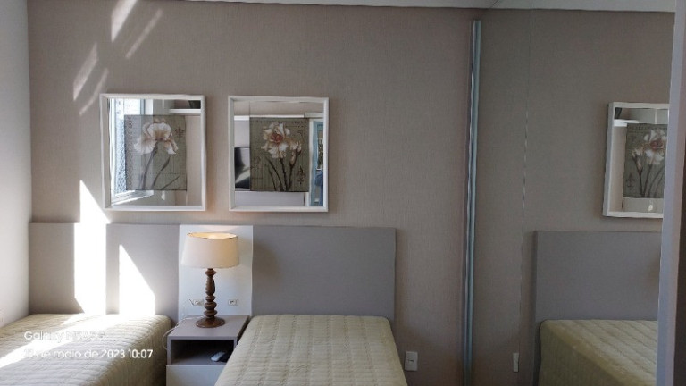 Imagem Apartamento com 3 Quartos à Venda, 130 m² em Centro - Balneário Camboriú Imagem Apartamento com 3 Quartos à Venda, 130 m² em Centro - Balneário Camboriú