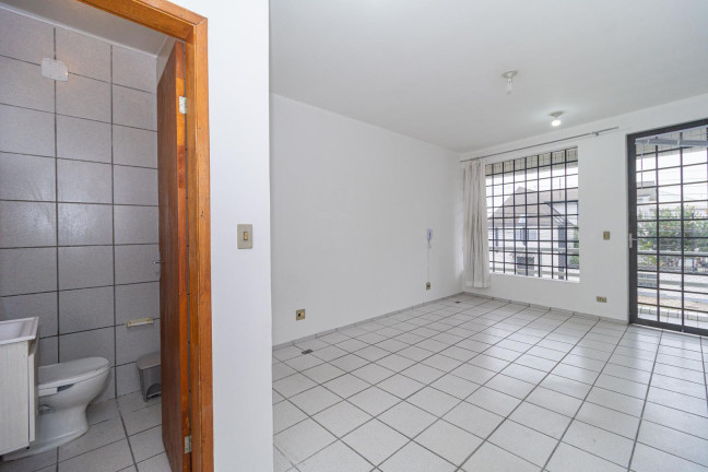 Imagem Sala Comercial para Alugar, 23 m² em Cristo Rei - Curitiba Imagem Sala Comercial para Alugar, 23 m² em Cristo Rei - Curitiba