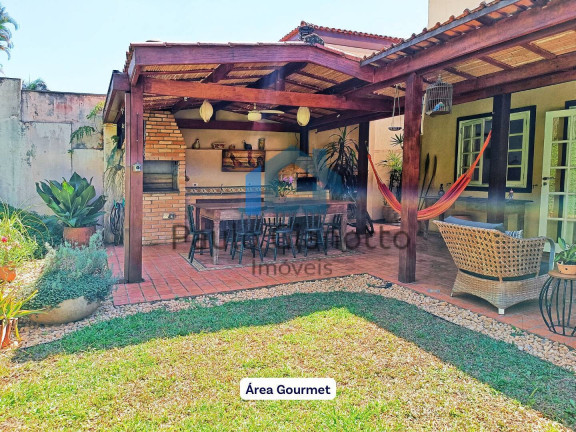 Imagem Casa de Condomínio com 4 Quartos à Venda, 270 m² em Granja Viana - Cotia Imagem Casa de Condomínio com 4 Quartos à Venda, 270 m² em Granja Viana - Cotia