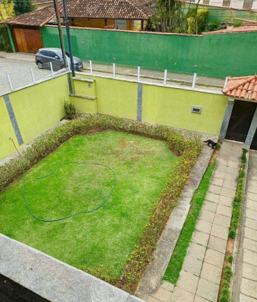 Imagem Casa com 4 Quartos à Venda, 232 m² em Corrêas - Petrópolis Imagem Casa com 4 Quartos à Venda, 232 m² em Corrêas - Petrópolis