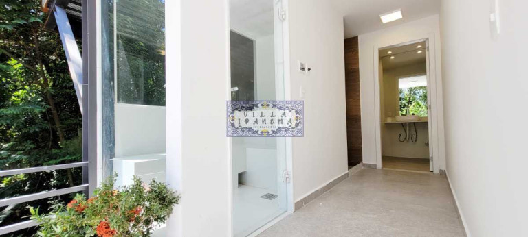 Imagem Imóvel com 5 Quartos à Venda, 750 m² em Itanhangá - Rio De Janeiro Imagem Imóvel com 5 Quartos à Venda, 750 m² em Itanhangá - Rio De Janeiro