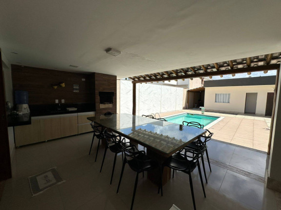 Imagem Casa com 5 Quartos para Alugar, em Outeiro Da Glória - Porto Seguro Imagem Casa com 5 Quartos para Alugar, em Outeiro Da Glória - Porto Seguro