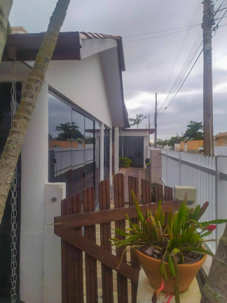 Imagem Casa com 6 Quartos à Venda, 307 m² em Zona Sul - Balneário Rincão Imagem Casa com 6 Quartos à Venda, 307 m² em Zona Sul - Balneário Rincão