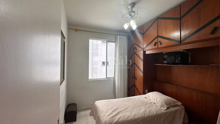 Imagem Apartamento com 2 Quartos à Venda, 78 m² em Centro - Balneário Camboriú